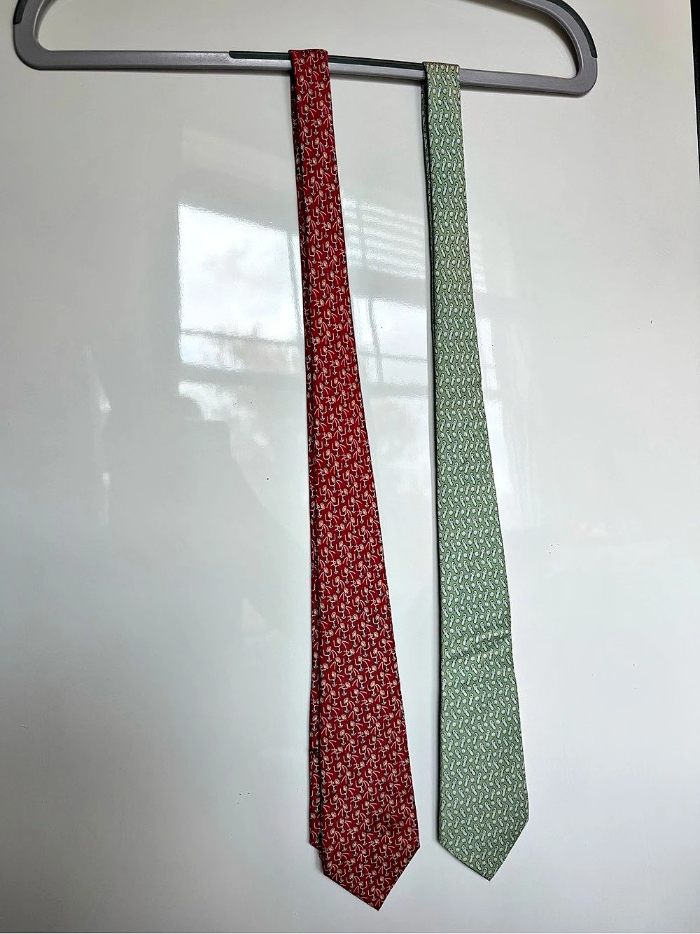 vineyard vines Paisley Necktie Set in Red & Green